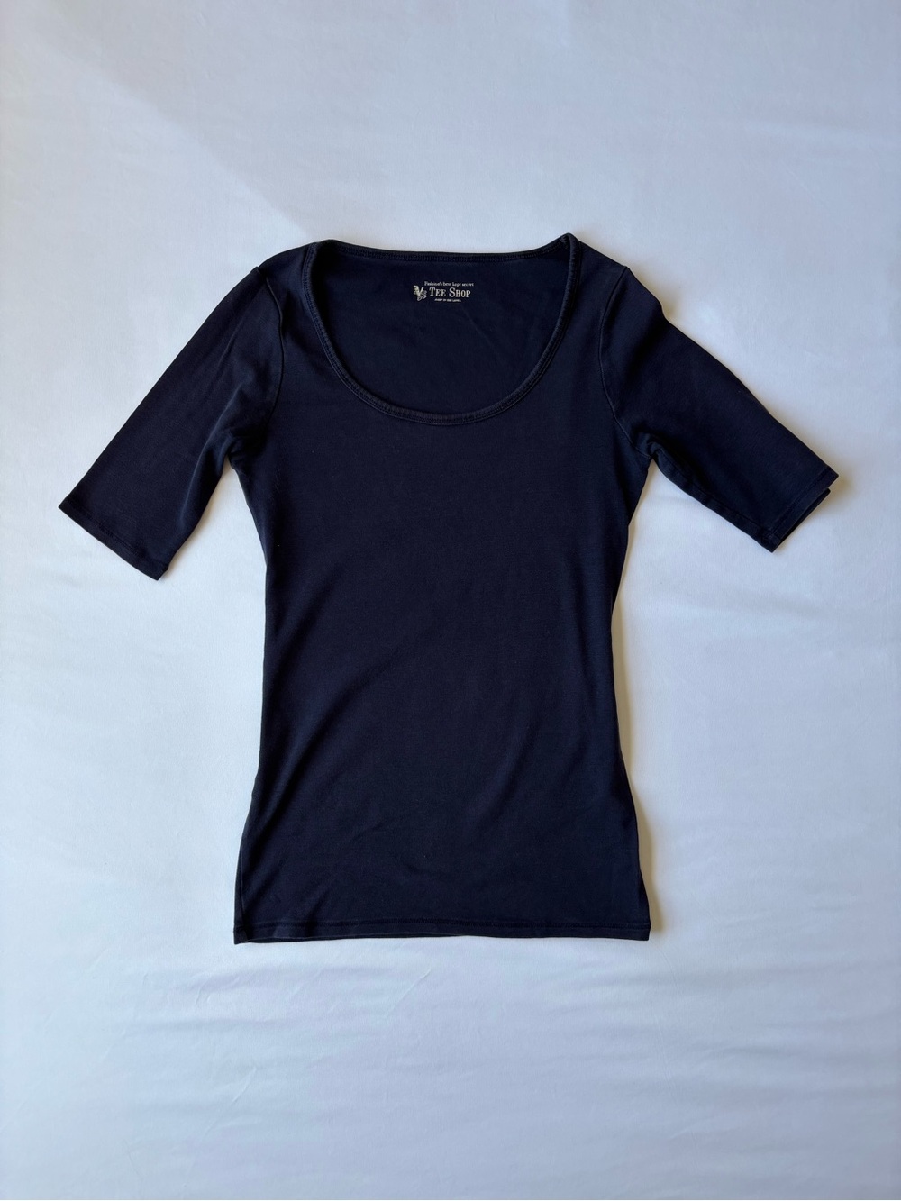 Navy blue 3/4 sleeve top